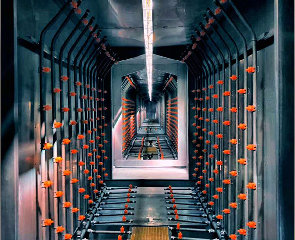 廠房實景噴（pēn）塗（tú）線（xiàn）